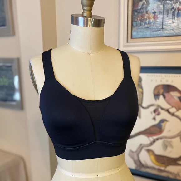 NWOT Under Armour Sports Bra - Picture 6 of 14